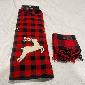 Christmas Tree Skirt with Table Throw